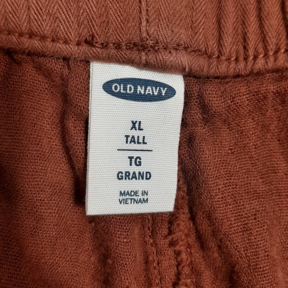 Old Navy Textured Ankle Cropped Pants in  Copper Moon Size XL Tall​ - Picture 3 of 4